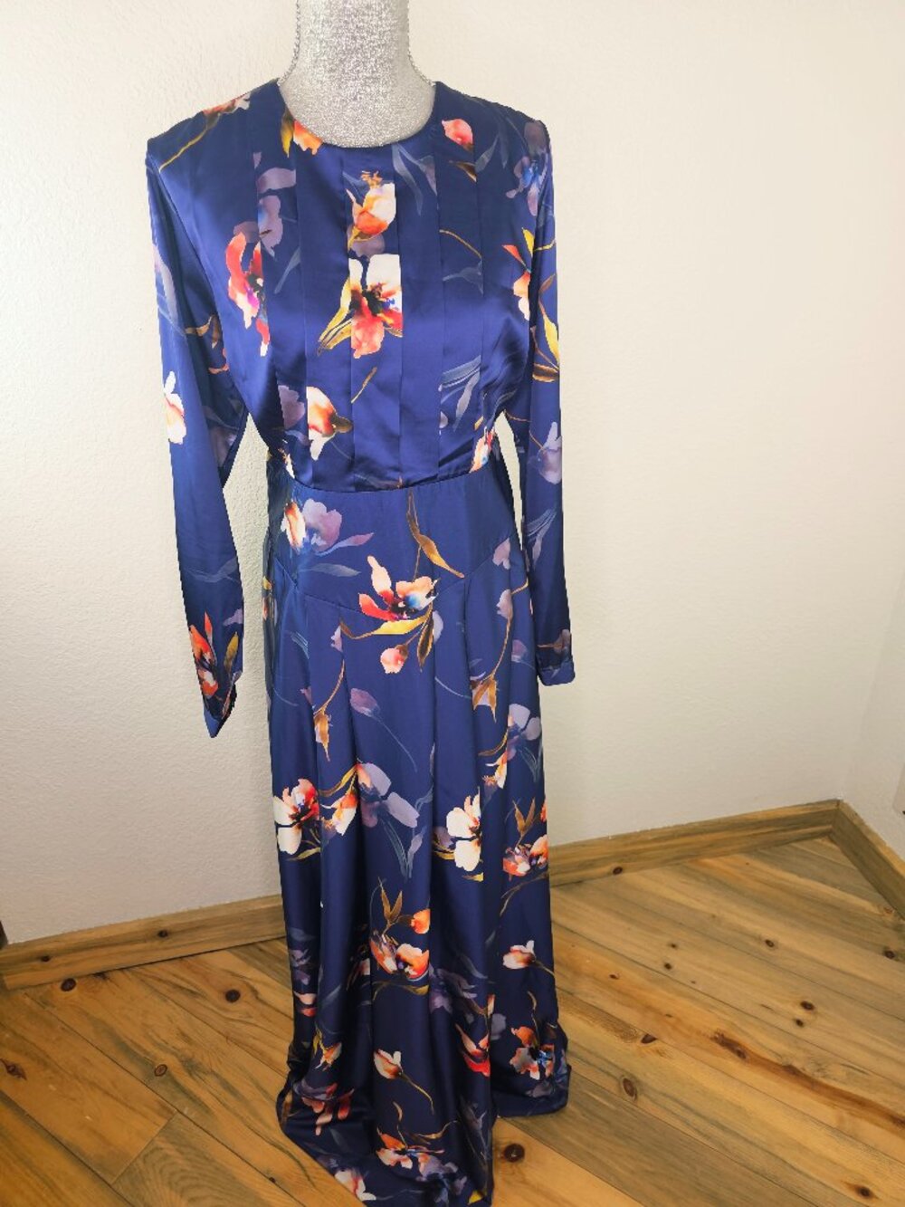 Annahhariri Pleated Floral Maxi Dress